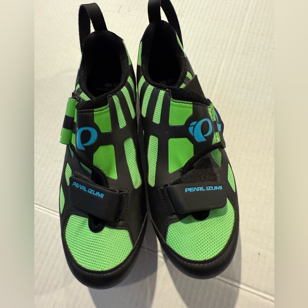 Pearl iZumi Tri Fly V Cycling Shoes Men US 8 woman’s 10 EU 41 black‎ green